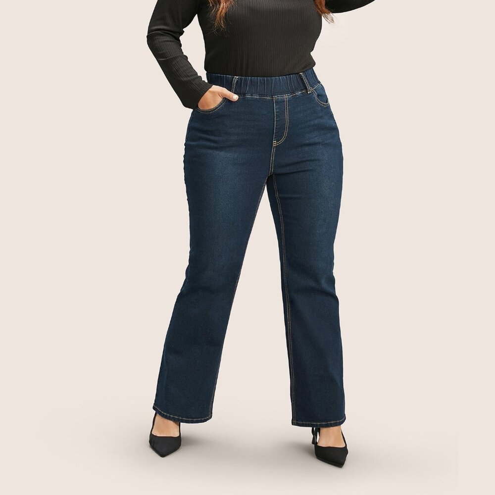 BloomChic NWT Plus Size Classic Blue Denim Elastic Waist Jeans